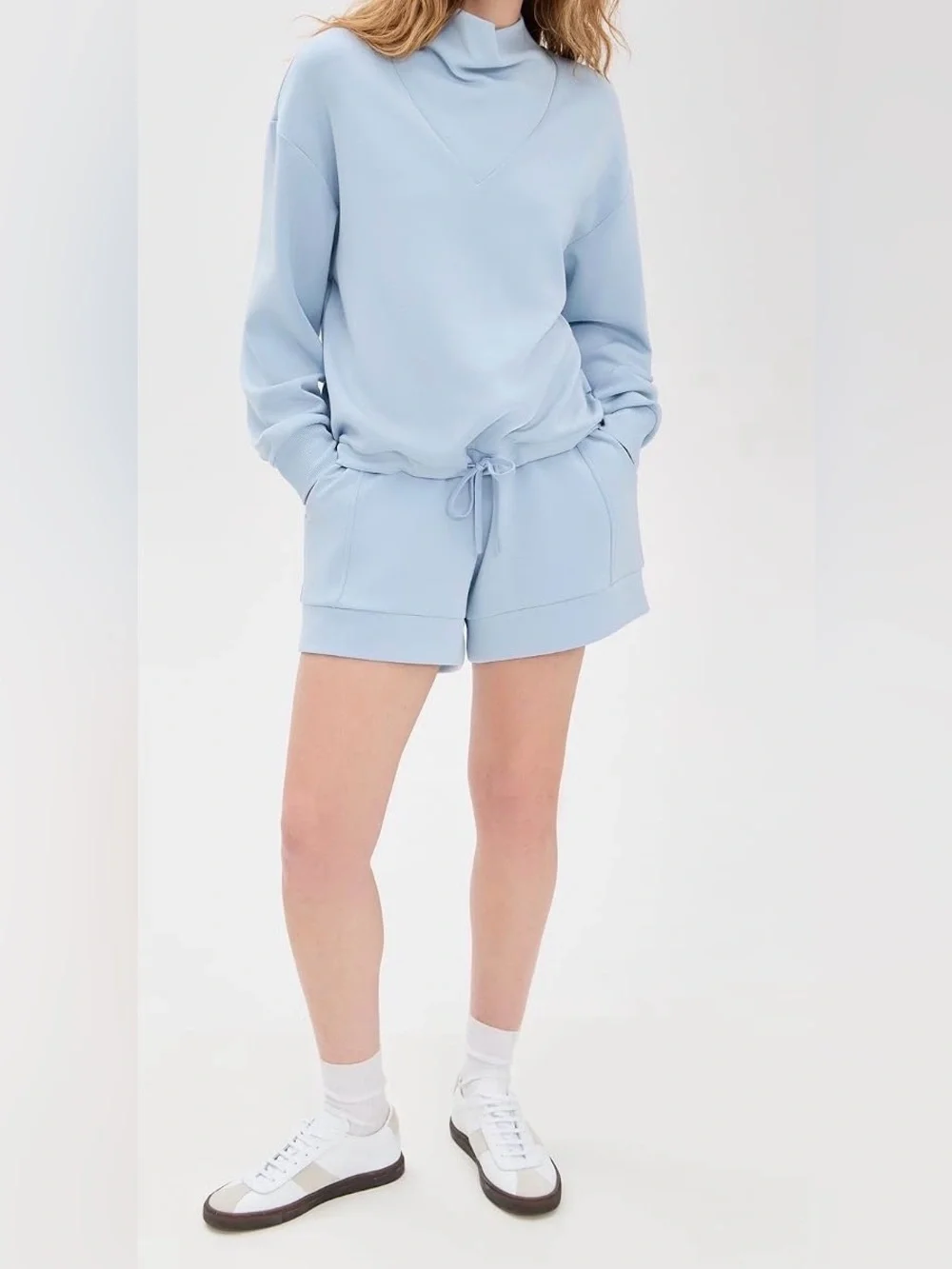 Varley Atrium High Rise Shorts - Light Blue